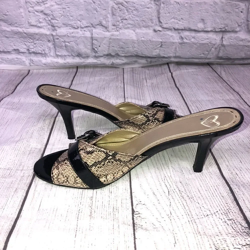 Madeline open toe Heeled pumps black tan size 8.5